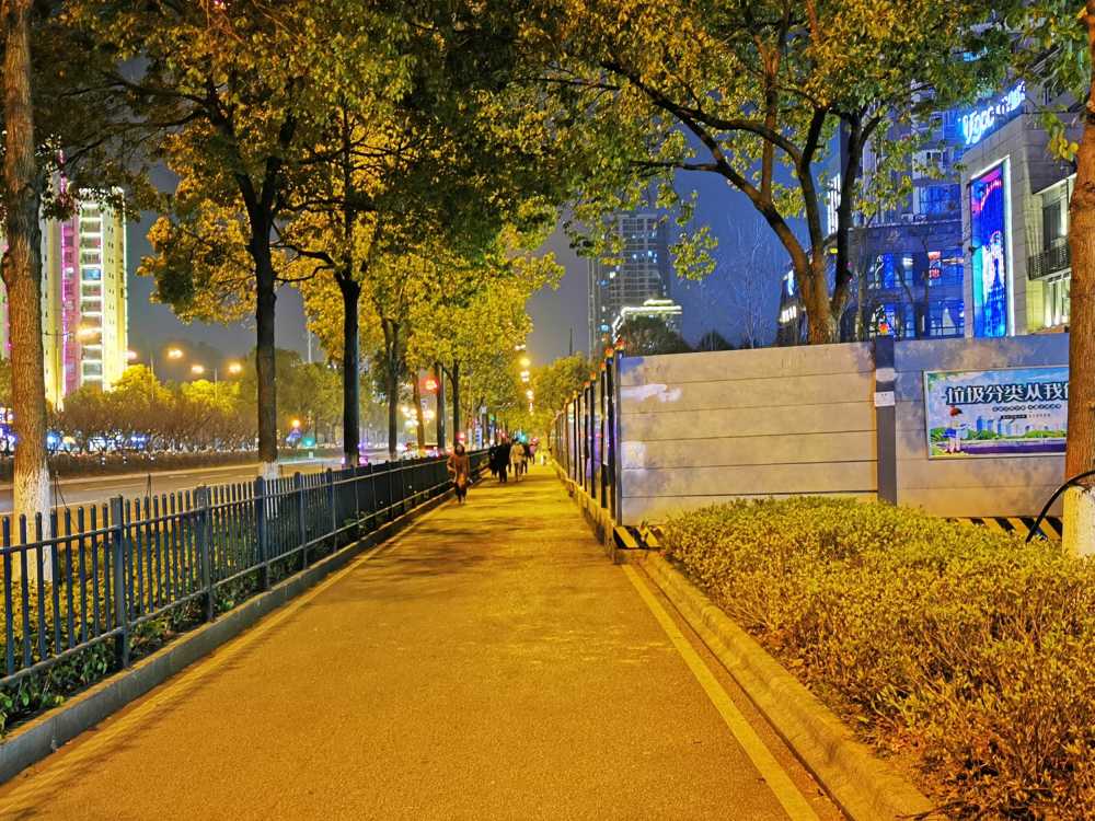 夜晚街道