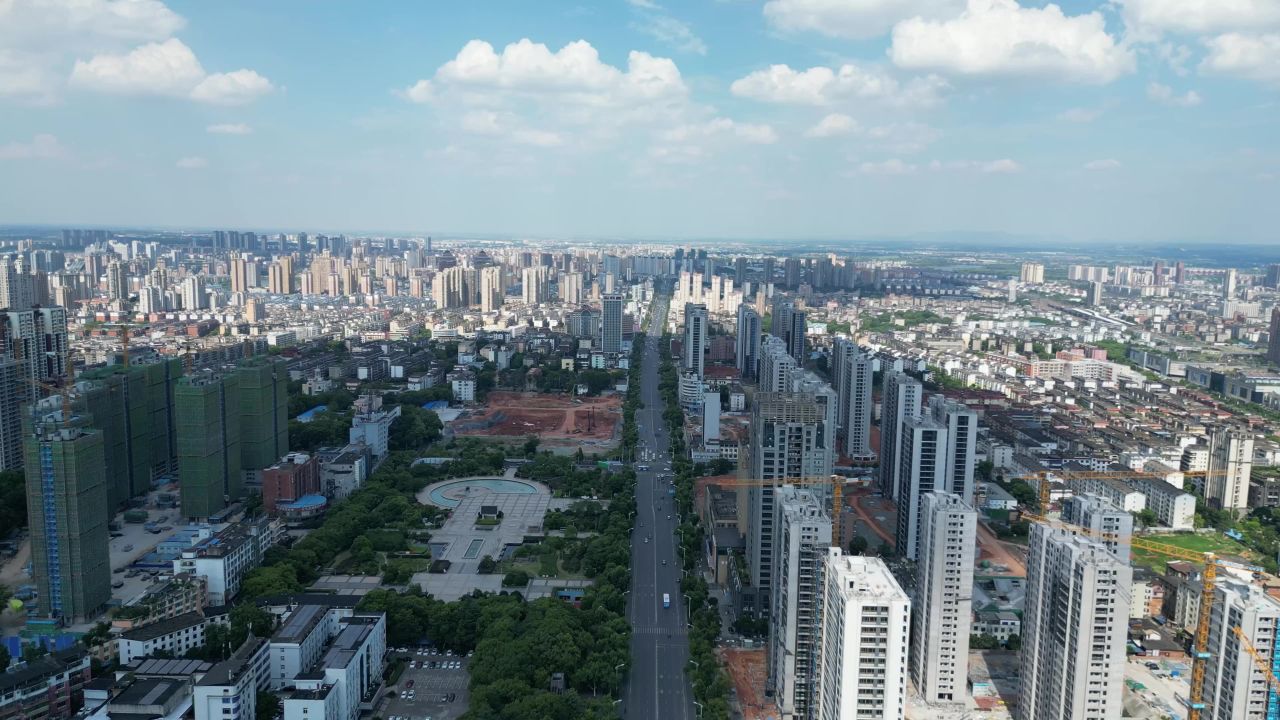 航拍江西新余城市风光仙来大道