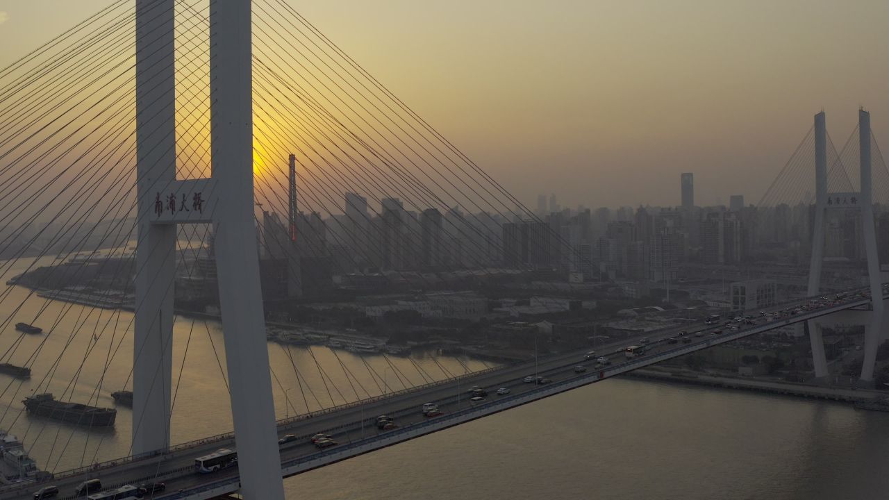 上海南浦大桥日落航拍