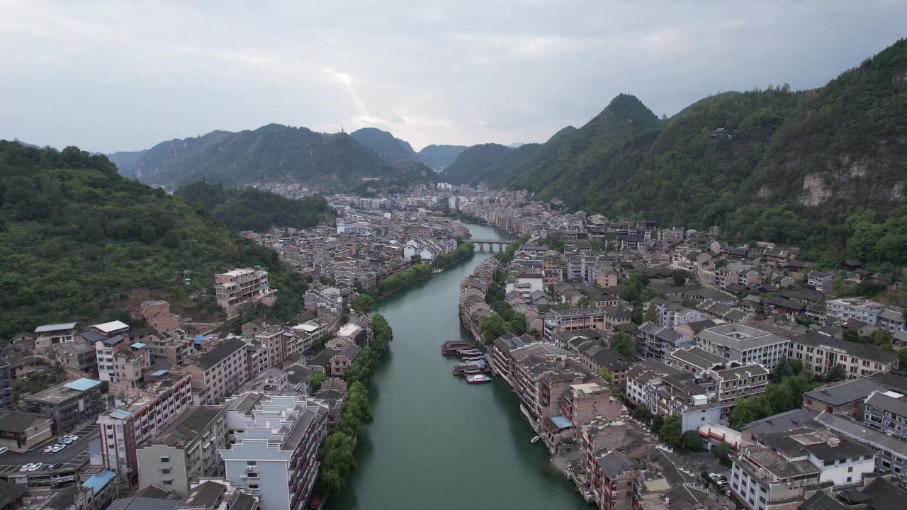贵州黔东南镇远古镇5A景区航拍  