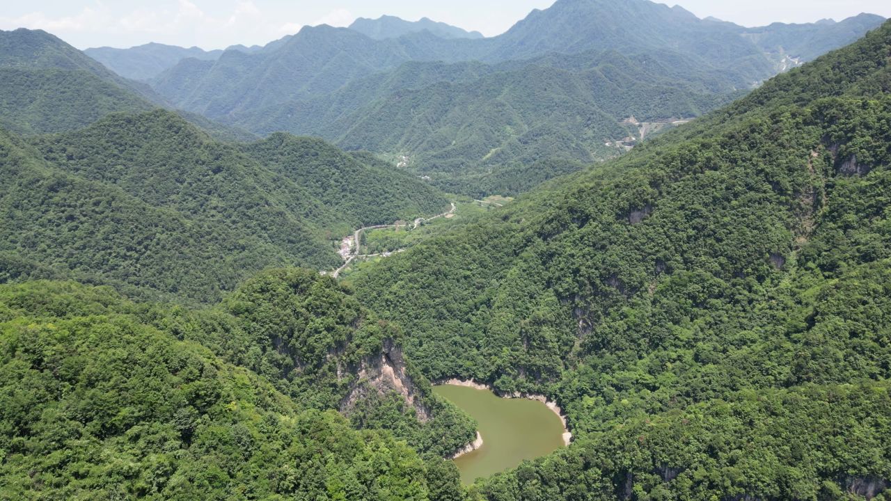 湖北神农架野人谷4A景区航拍