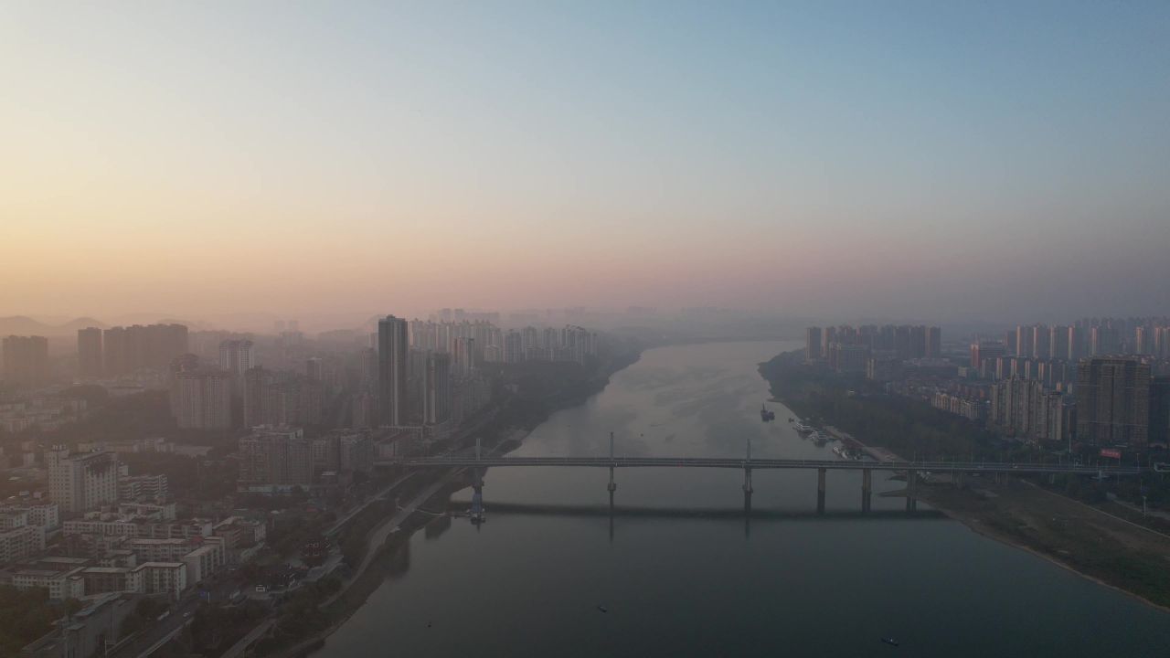  湖南株洲清晨日出彩霞迷雾航拍