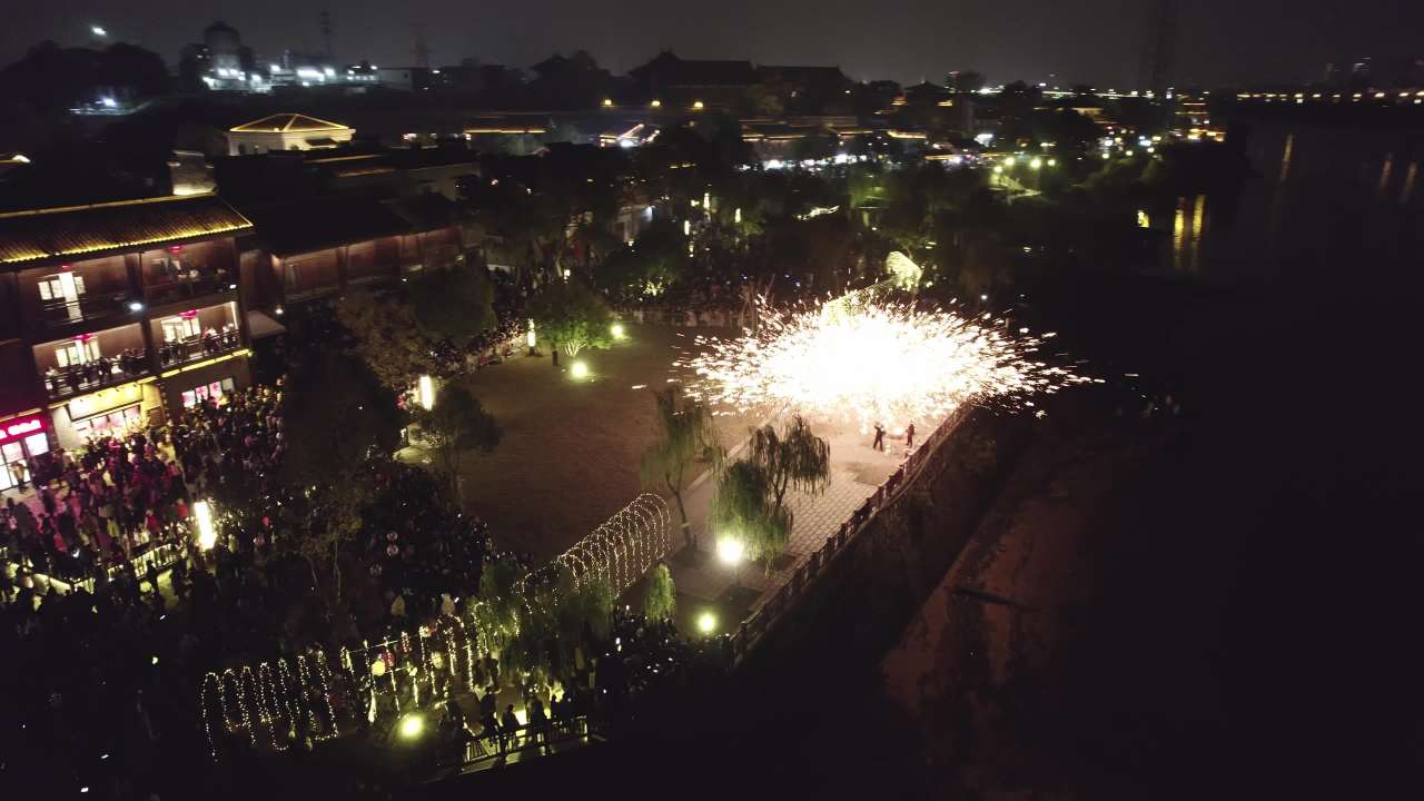 非遗打铁花航拍视频 4
