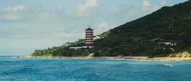 海边塔
