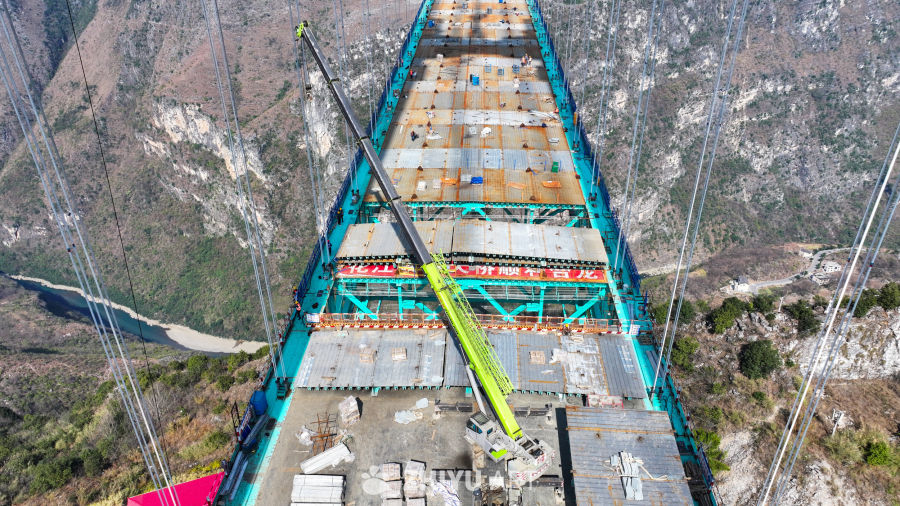 贵州花江峡谷大桥建设 1