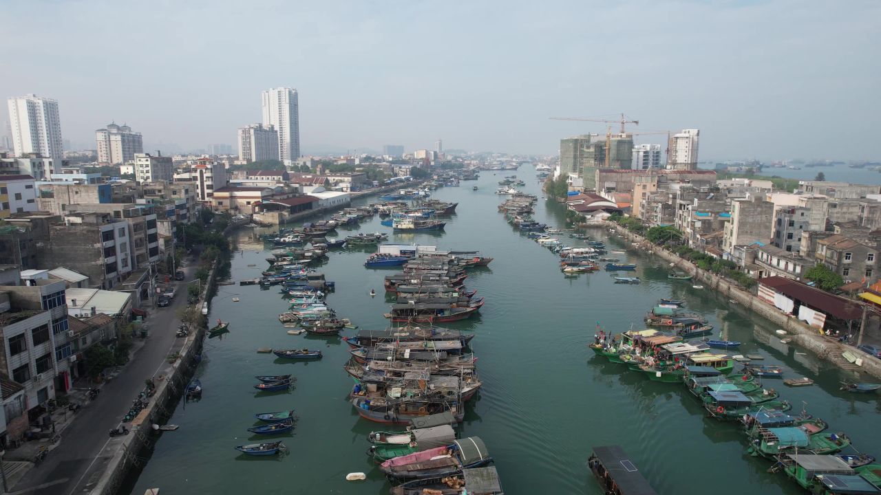 海边渔船广西北海海边风光航拍  