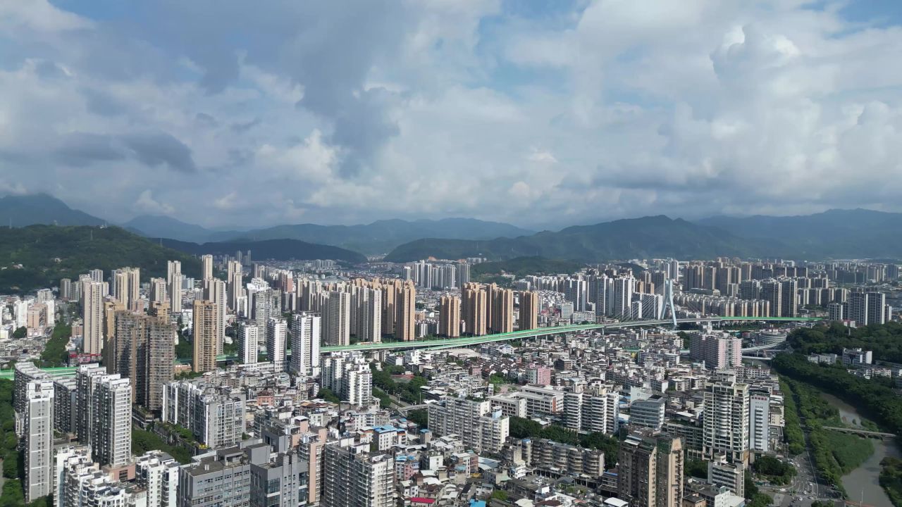  航拍福建龙岩城市大景