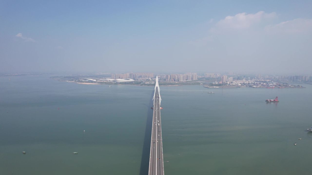 广东湛江湾大桥航拍