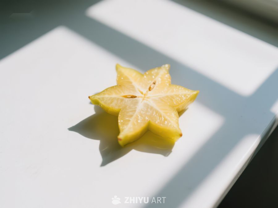 阳光下的切片杨桃 733