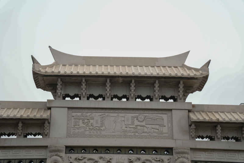 宏伟的大门