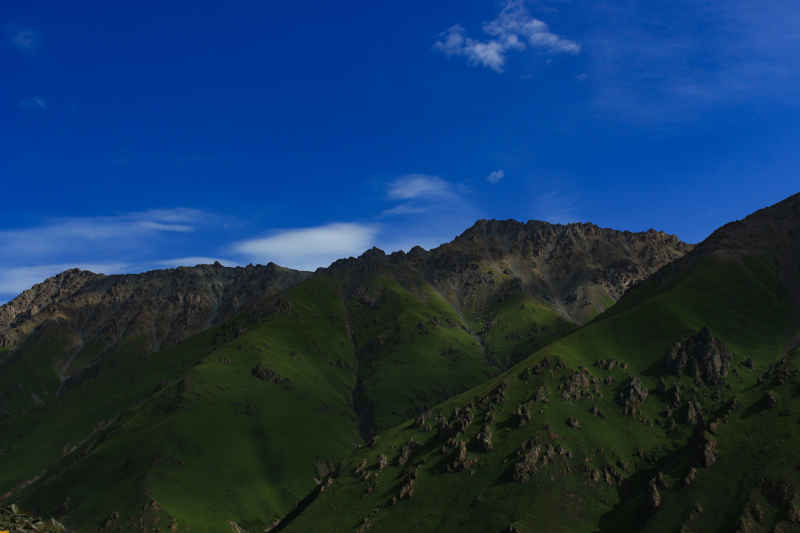 天山