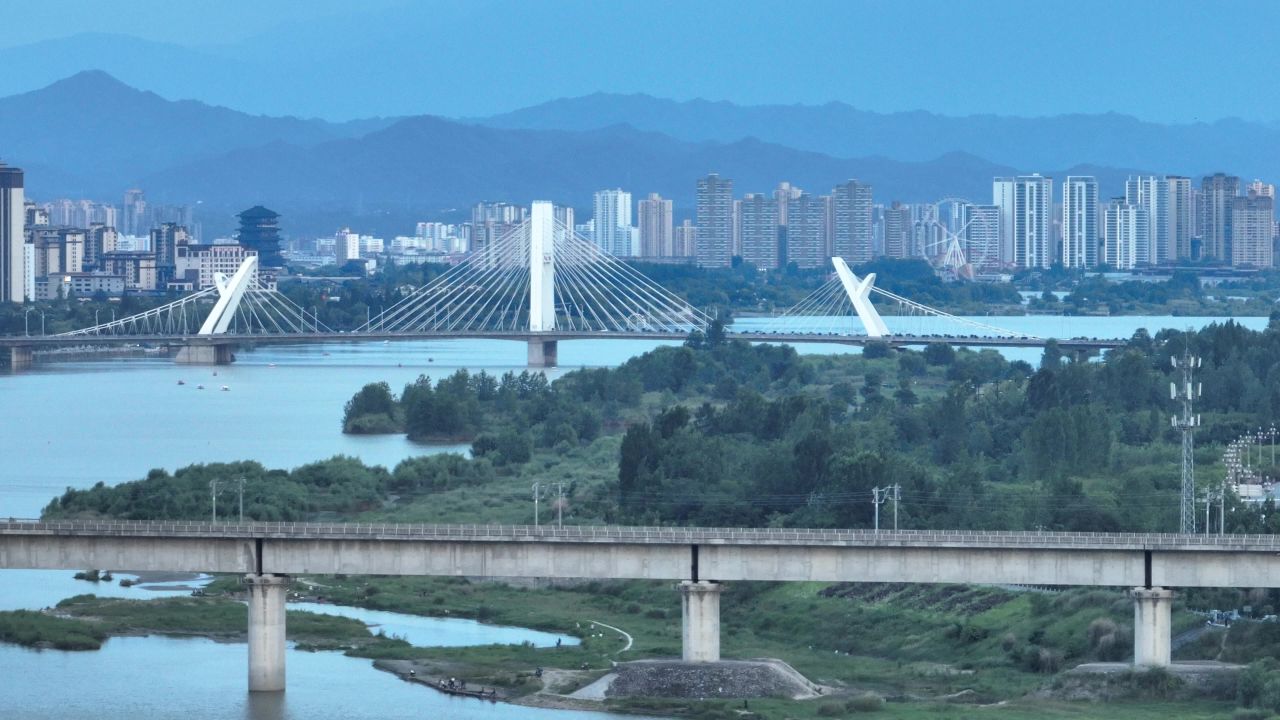 汉中龙岗大桥