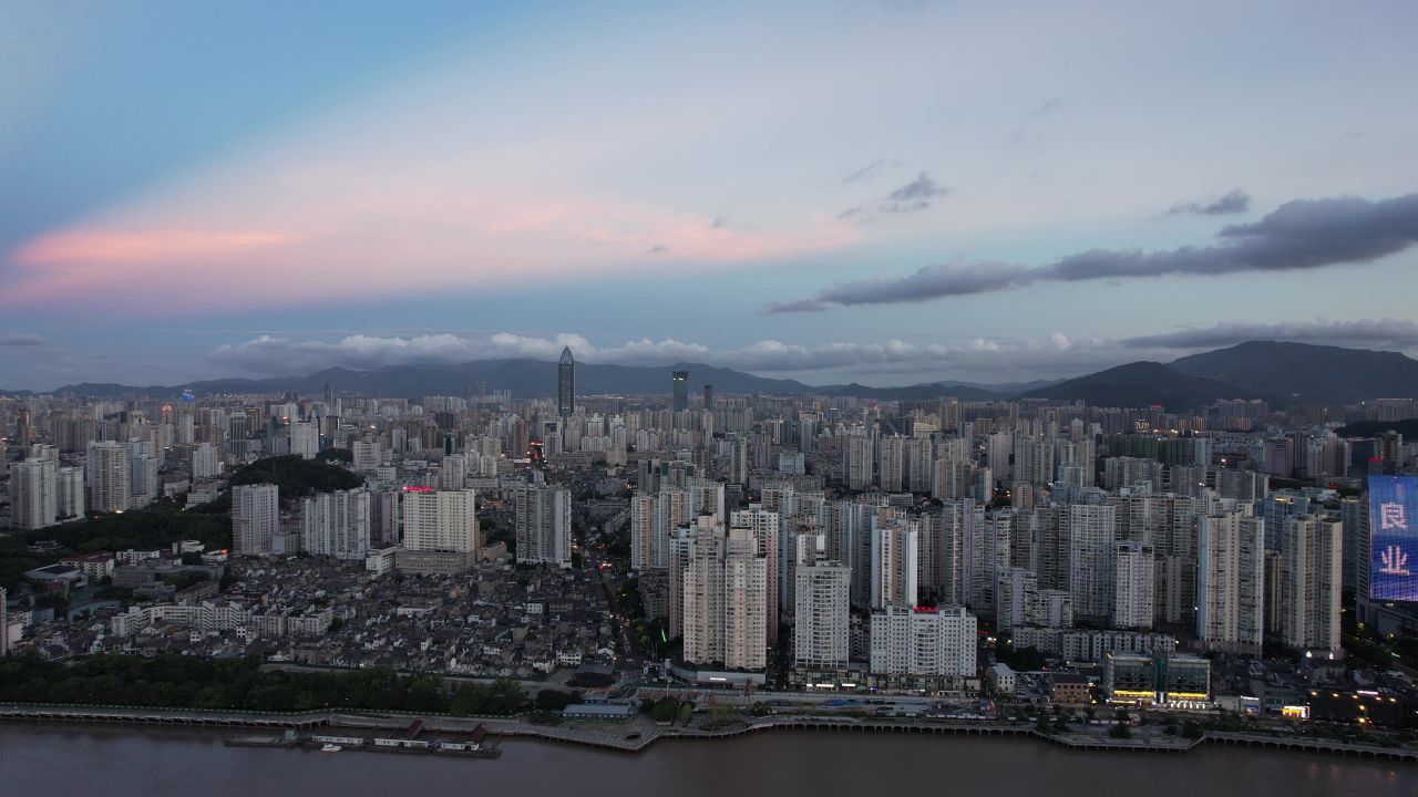 浙江温州城市晚霞夜幕降临航拍