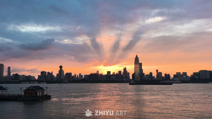 夕阳无限好，只是近黄昏 🌇