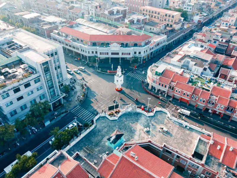 航拍福建泉州古城区建筑风光 55