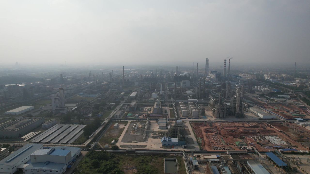 广东茂名乙烯工业生产大型工厂