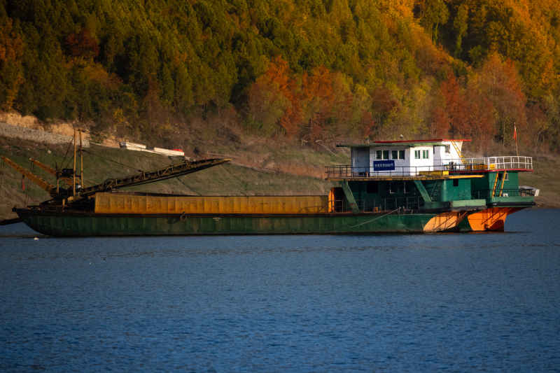 瀛湖