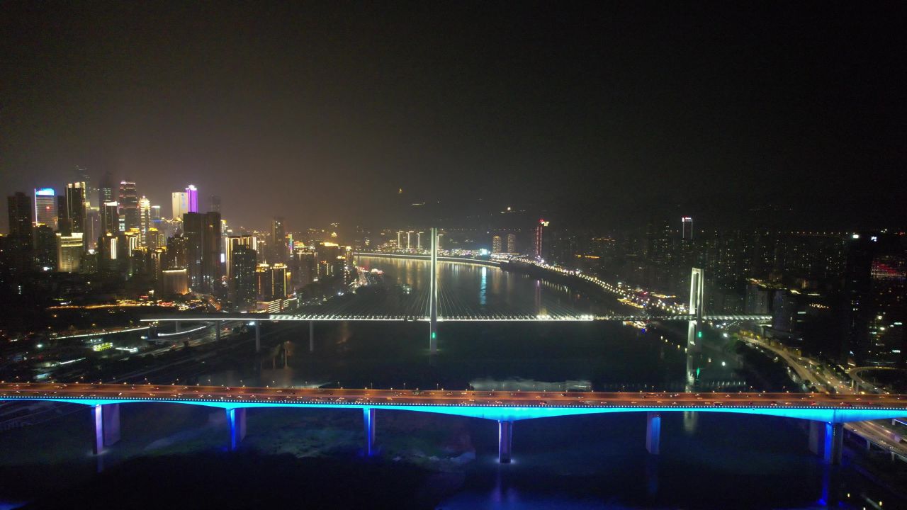 重庆长江大桥夜景交通航拍