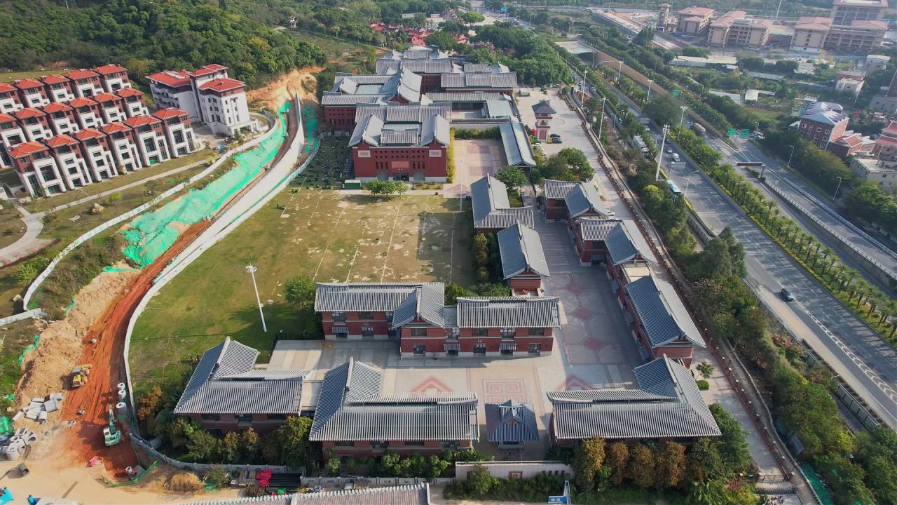 航拍厦门沧江会展中心