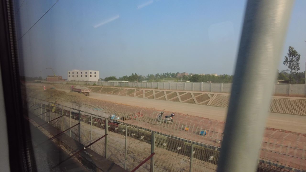 旅游旅途火车窗外风景风光实拍 