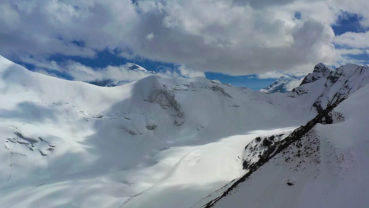 草原森林山脉自然风光
