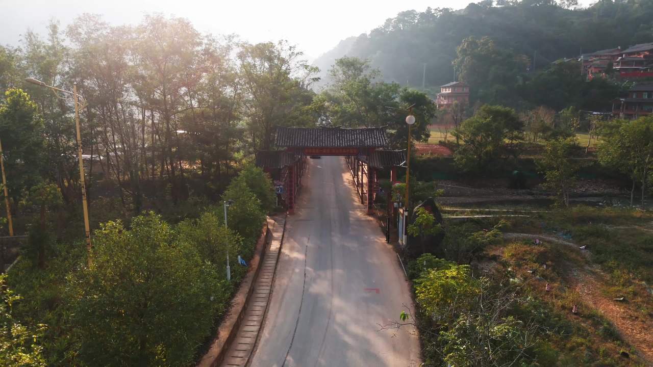 乡村古桥日落