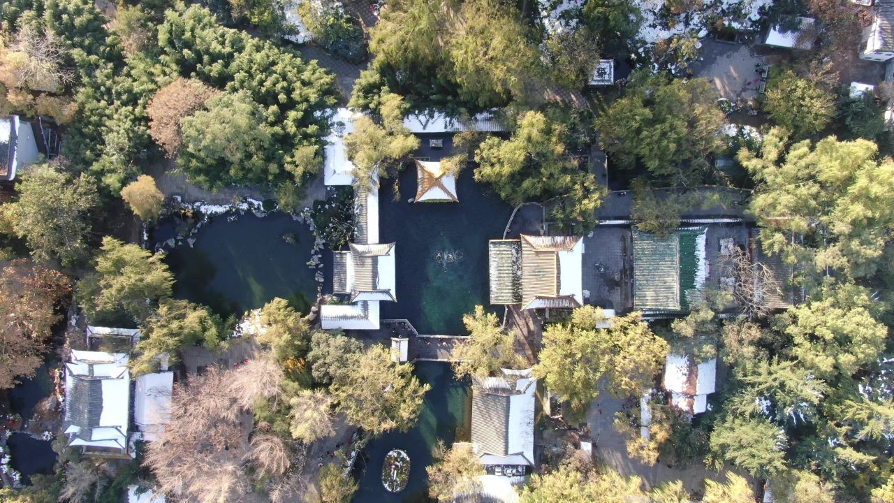 航拍山东济南趵突泉5A景区