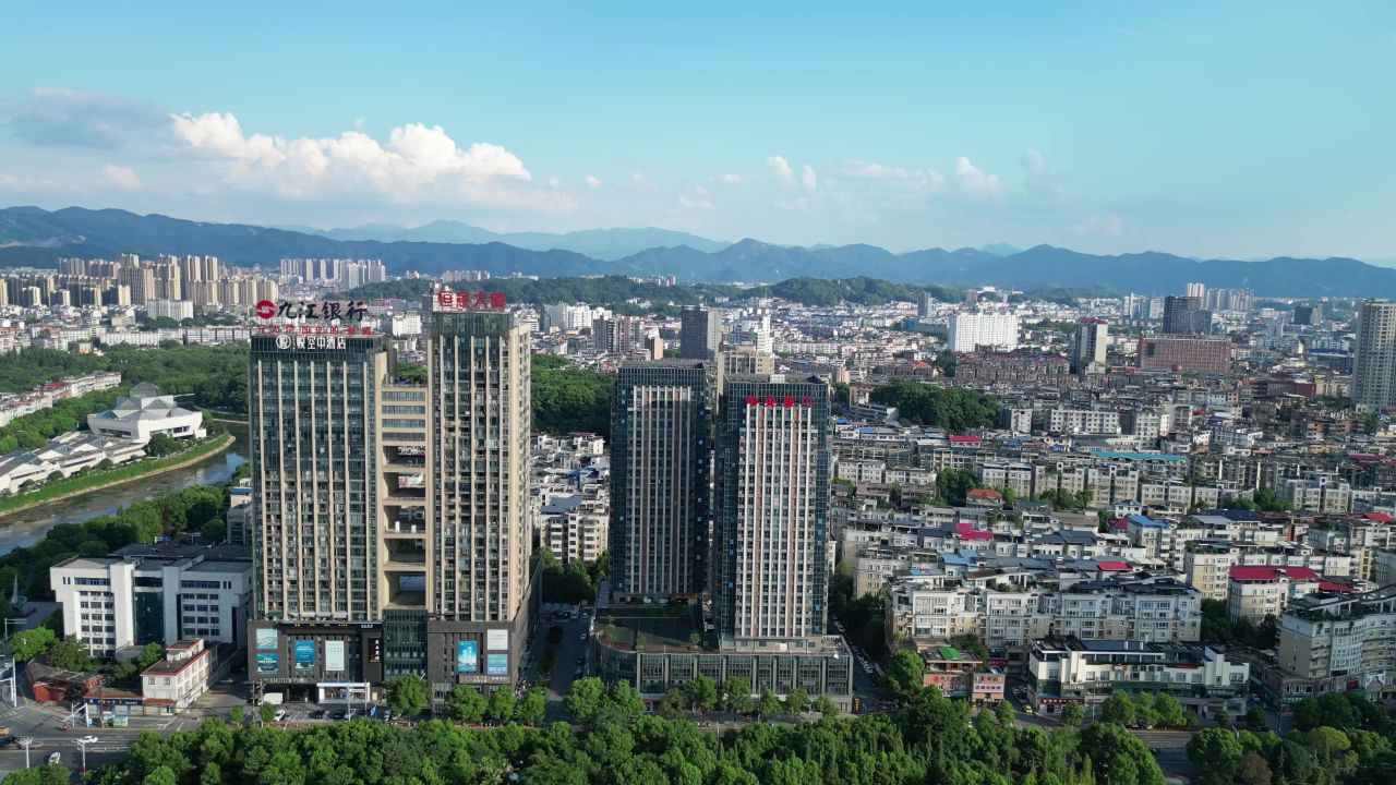 航拍江西萍乡城市天际线萍乡大景