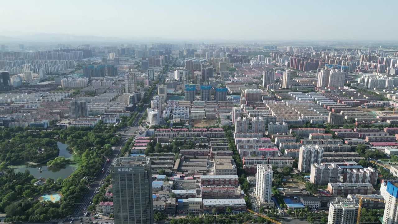 航拍河北保定城市建设