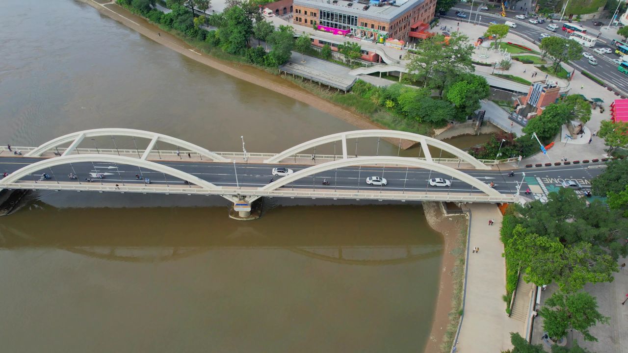 航拍福州解放大桥建筑景观 3