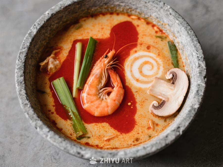 泰式海鲜汤，鲜美虾仁与香料 1141