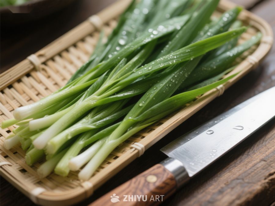 新鲜葱段与刀具置于竹篮 398