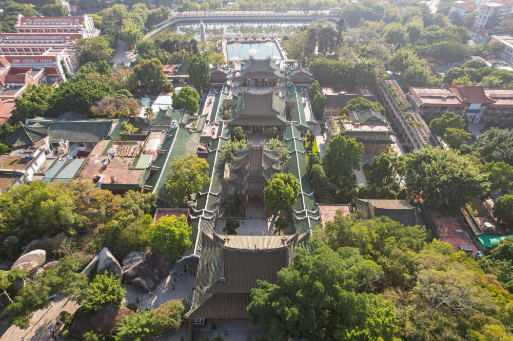 航拍厦门南普寺景观