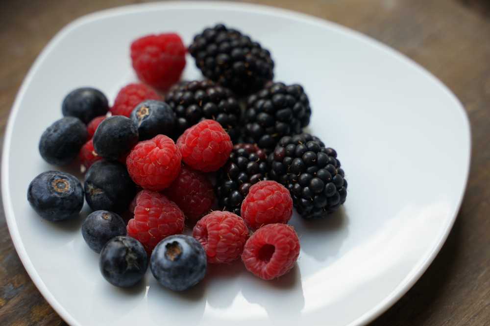 山莓蓝莓黑莓水果