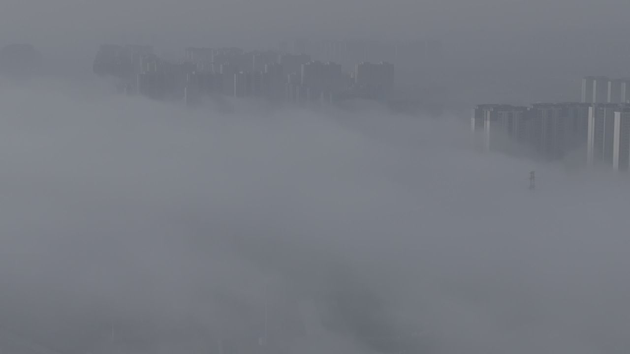 城市在云中