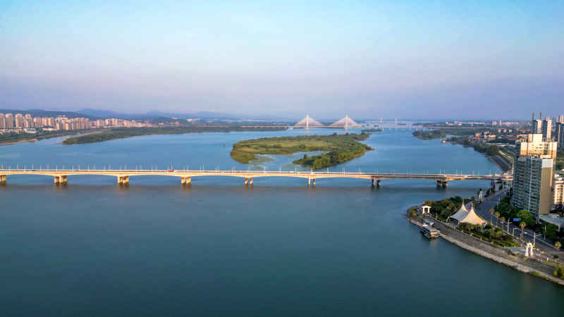 湖北襄阳城市风光航拍摄影图