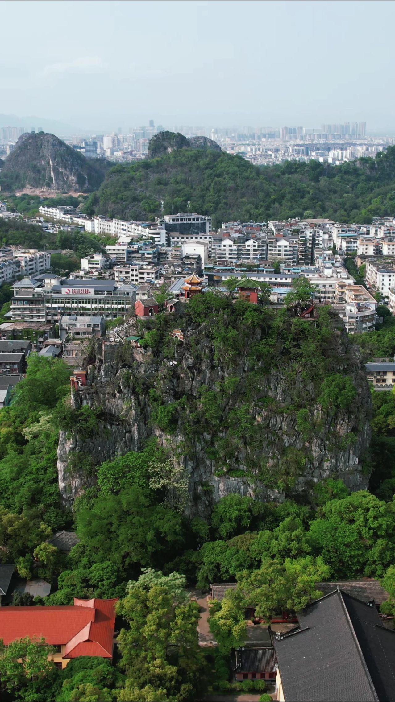 广西桂林山水风光竖屏航拍