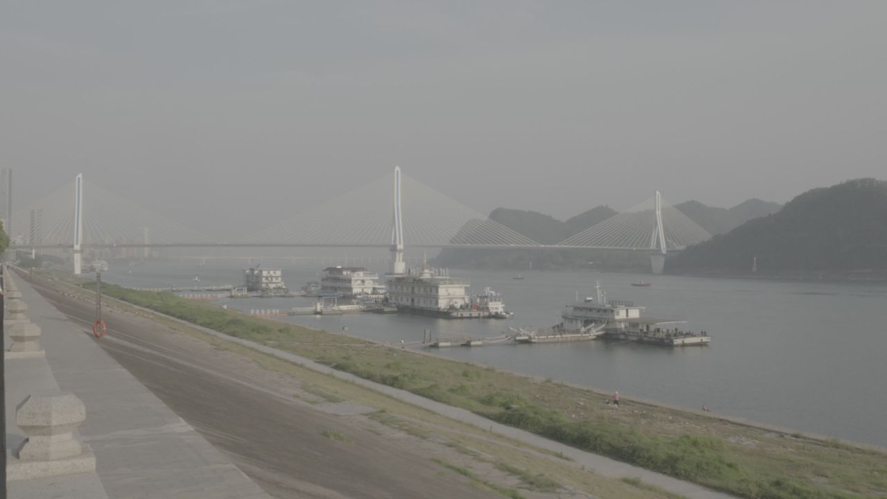宜昌江边 25