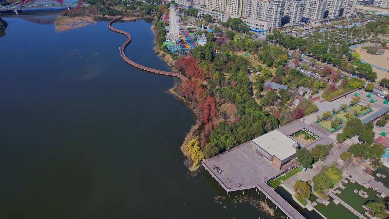 航拍宁德北岸公园景观