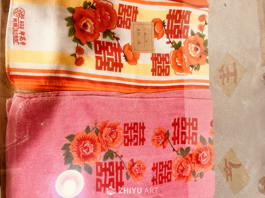 喜庆花卉毛巾