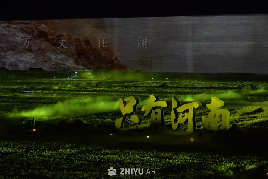 夜幕下的河南灯光秀