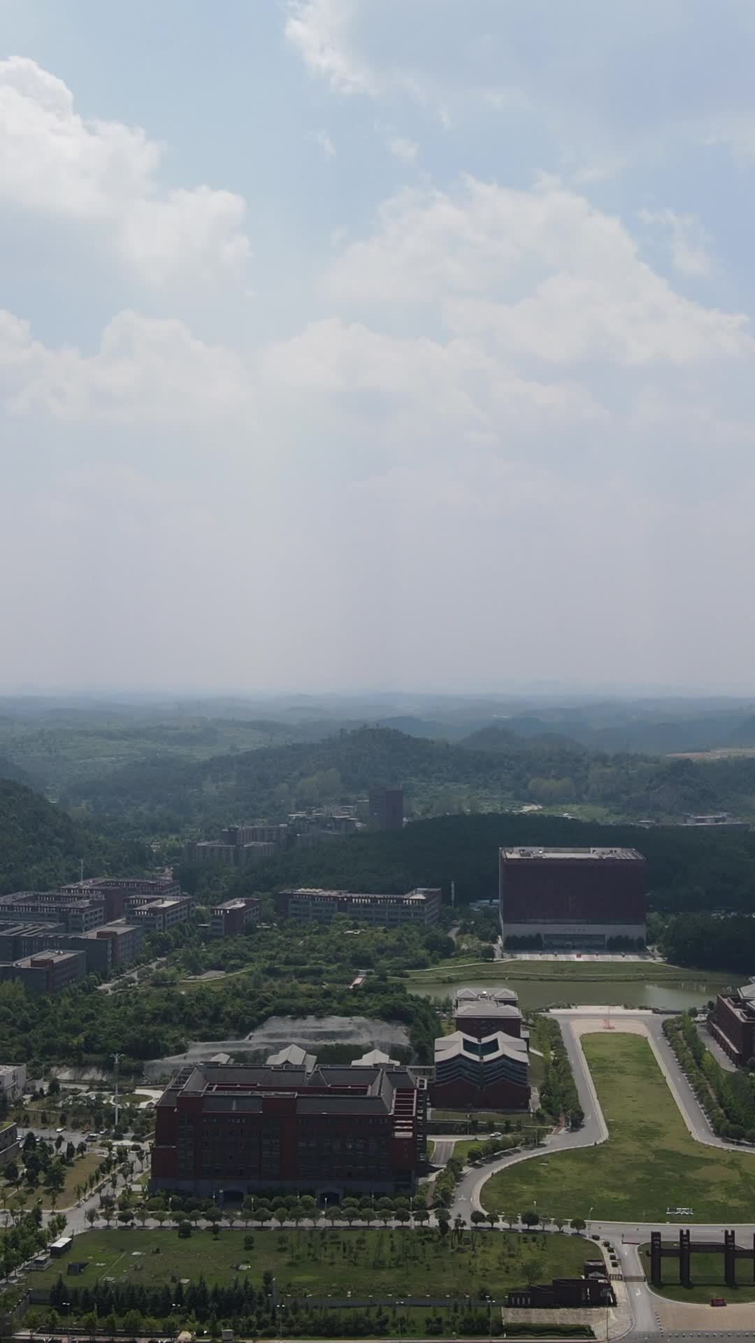 大学校园全景