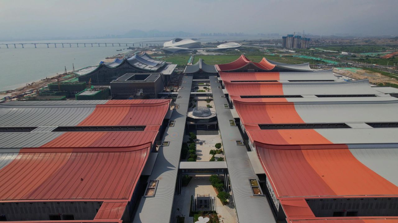 航拍厦门国际博览中心