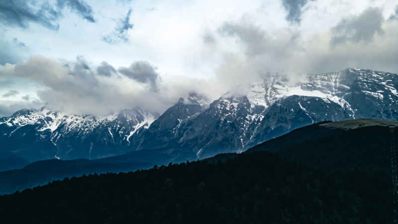 玉龙雪山