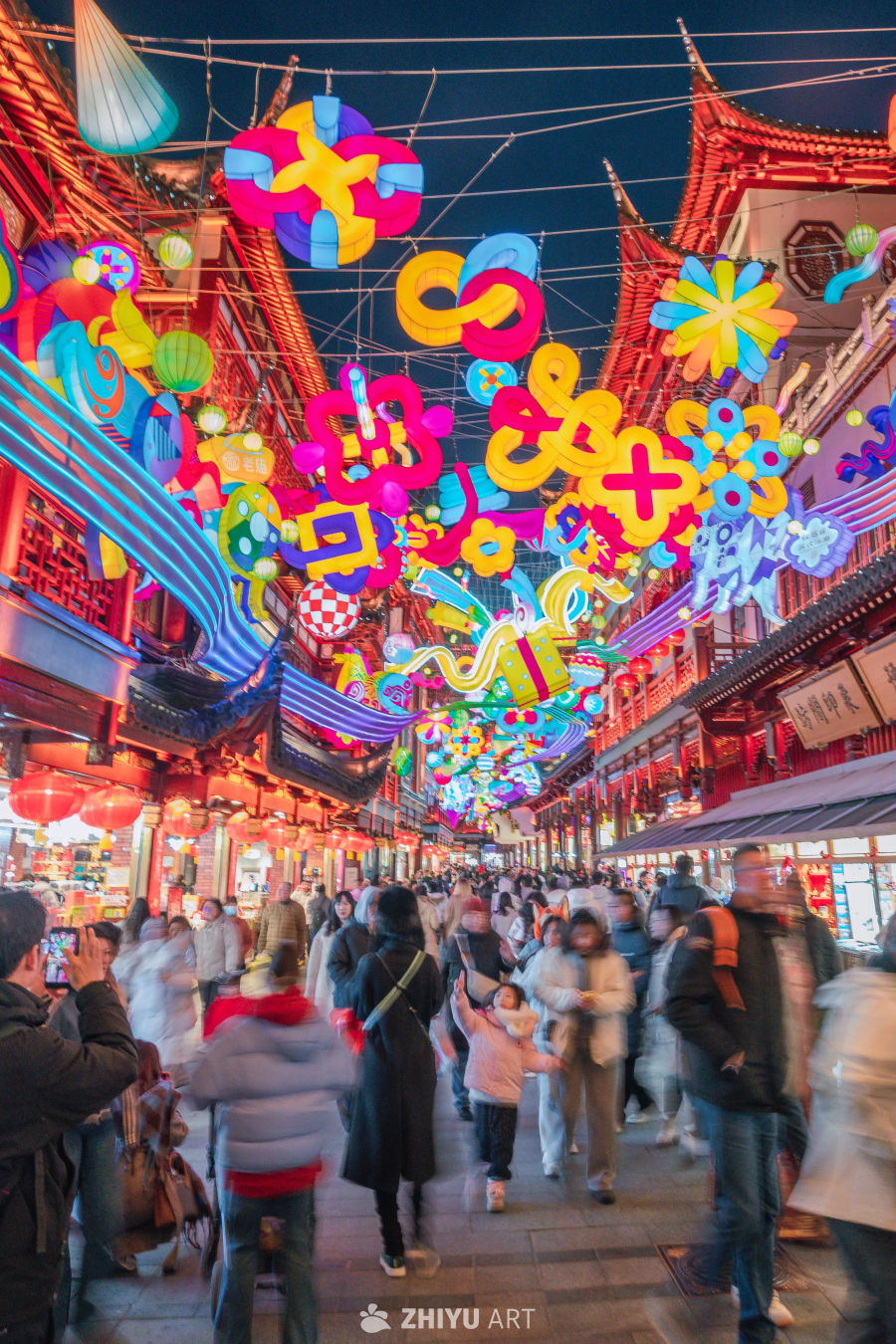 豫园流光，不夜天衢