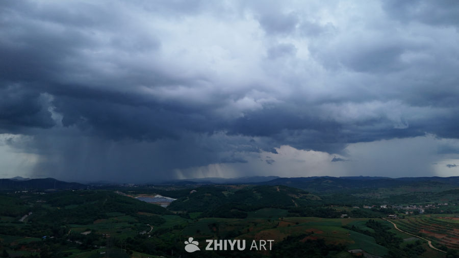 暴风雨前的宁静