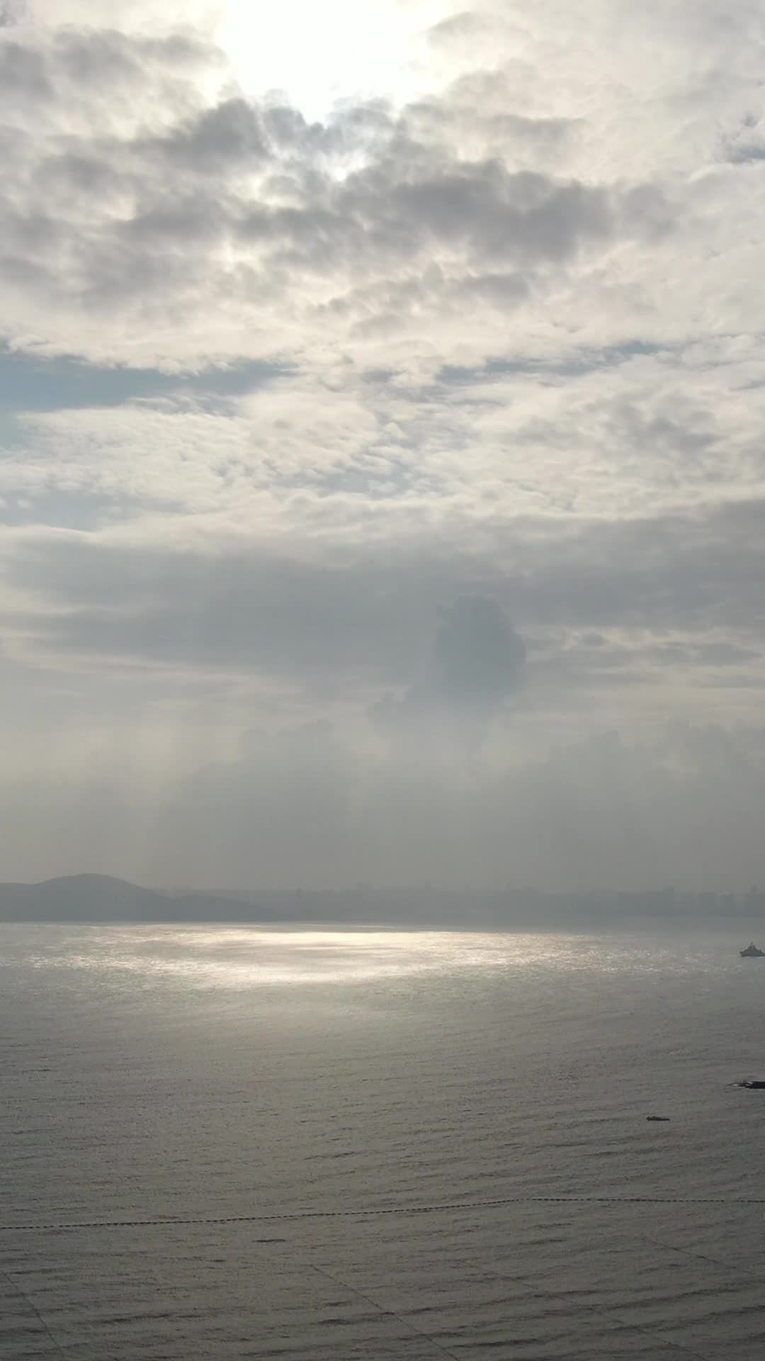 海天一色的宁静时光