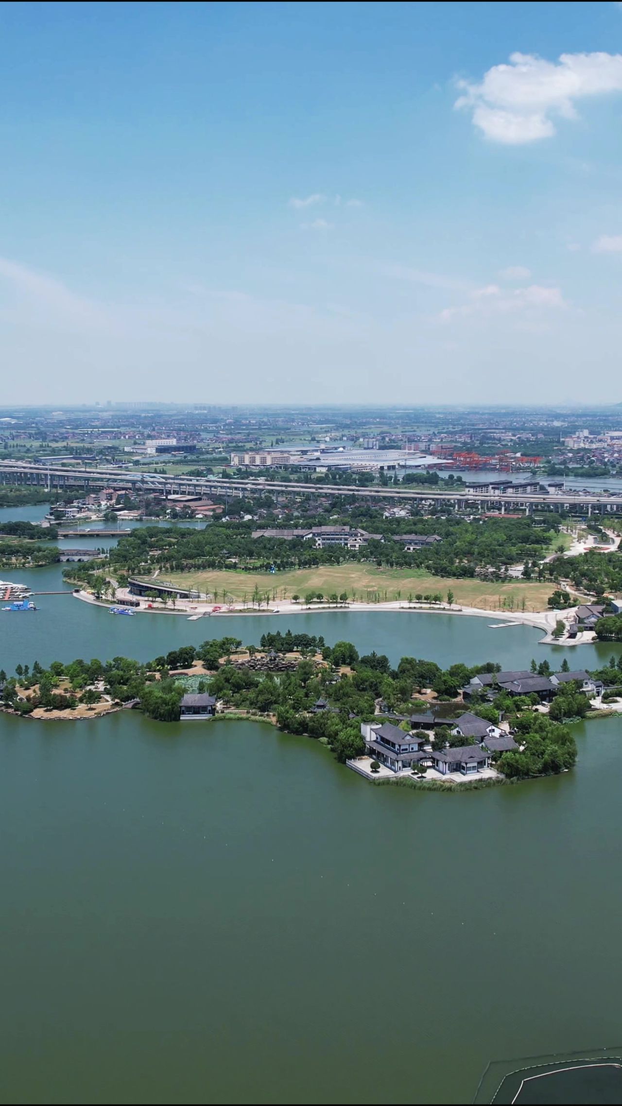 浙江绍兴城市风光地标建筑竖屏航拍 