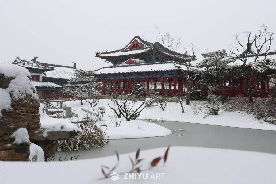 雪中古园
