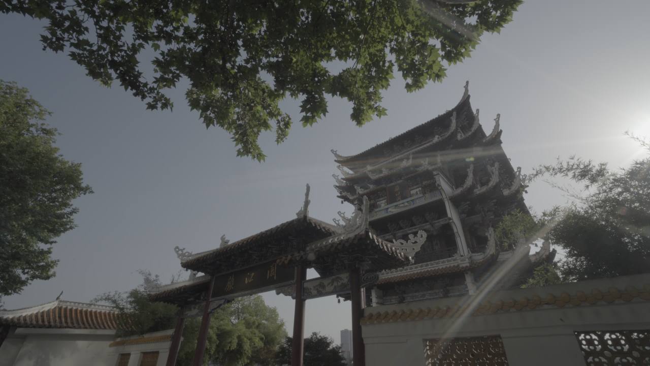 宜昌江边 112